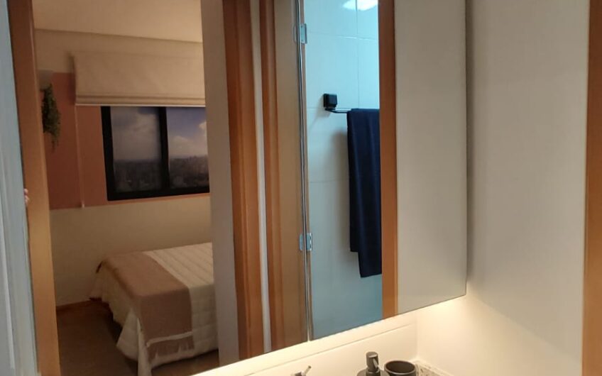 Apartamento 2 dormitórios, com varanda por 267 mil na Rua Grumixamas, 5 minutos a pé da Estação Jabaquara, SP. Entrada facilitada, aceitamos financiamento. Oportunidade para investidores ou moradia!