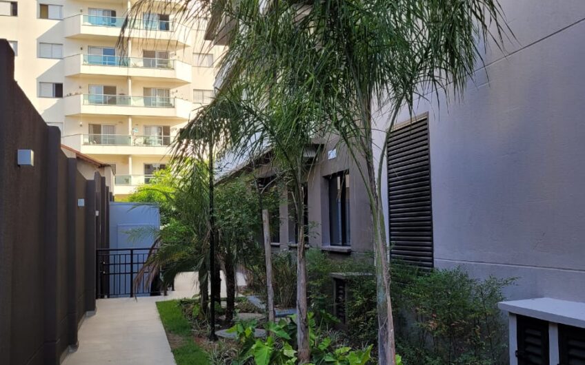 Flamboyant , 2 quartos com varanda 380 mil, 400 metros a pé do metrô São Judas. Há 10 min do Expo Imigrantes, 10 min do aeroporto de Congonhas e 15 min do parque Ibirapuera. Pronto para morar! R Major Freire , 232.