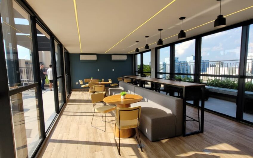 Flamboyant , 2 quartos com varanda 380 mil, 400 metros a pé do metrô São Judas. Há 10 min do Expo Imigrantes, 10 min do aeroporto de Congonhas e 15 min do parque Ibirapuera. Pronto para morar! R Major Freire , 232.