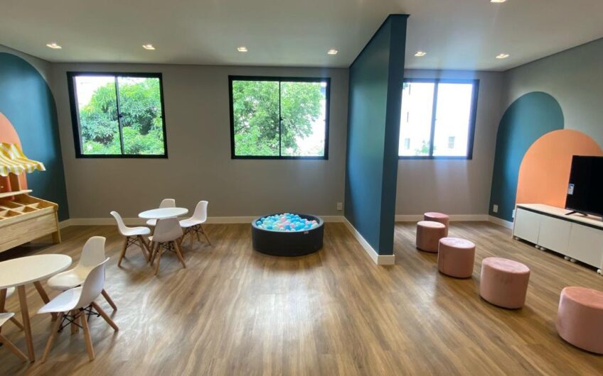 Flamboyant , 2 quartos com varanda 380 mil, 400 metros a pé do metrô São Judas. Há 10 min do Expo Imigrantes, 10 min do aeroporto de Congonhas e 15 min do parque Ibirapuera. Pronto para morar! R Major Freire , 232.